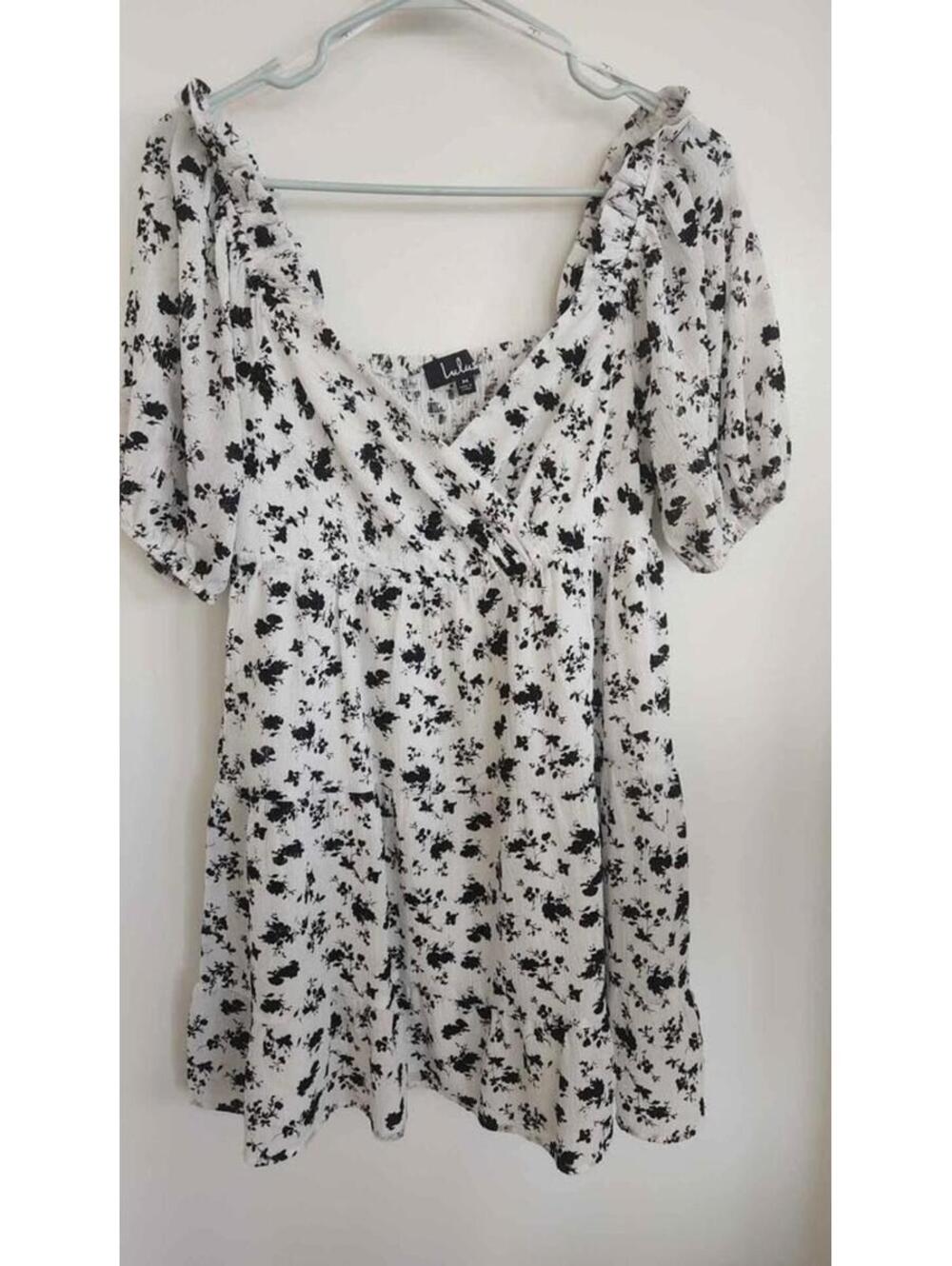 Womens  Dress FairyCore or Cottage Core Fully Lined  
Lulu's $10